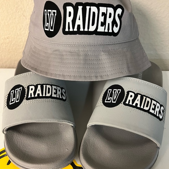 Custom - Picture 13 of 16